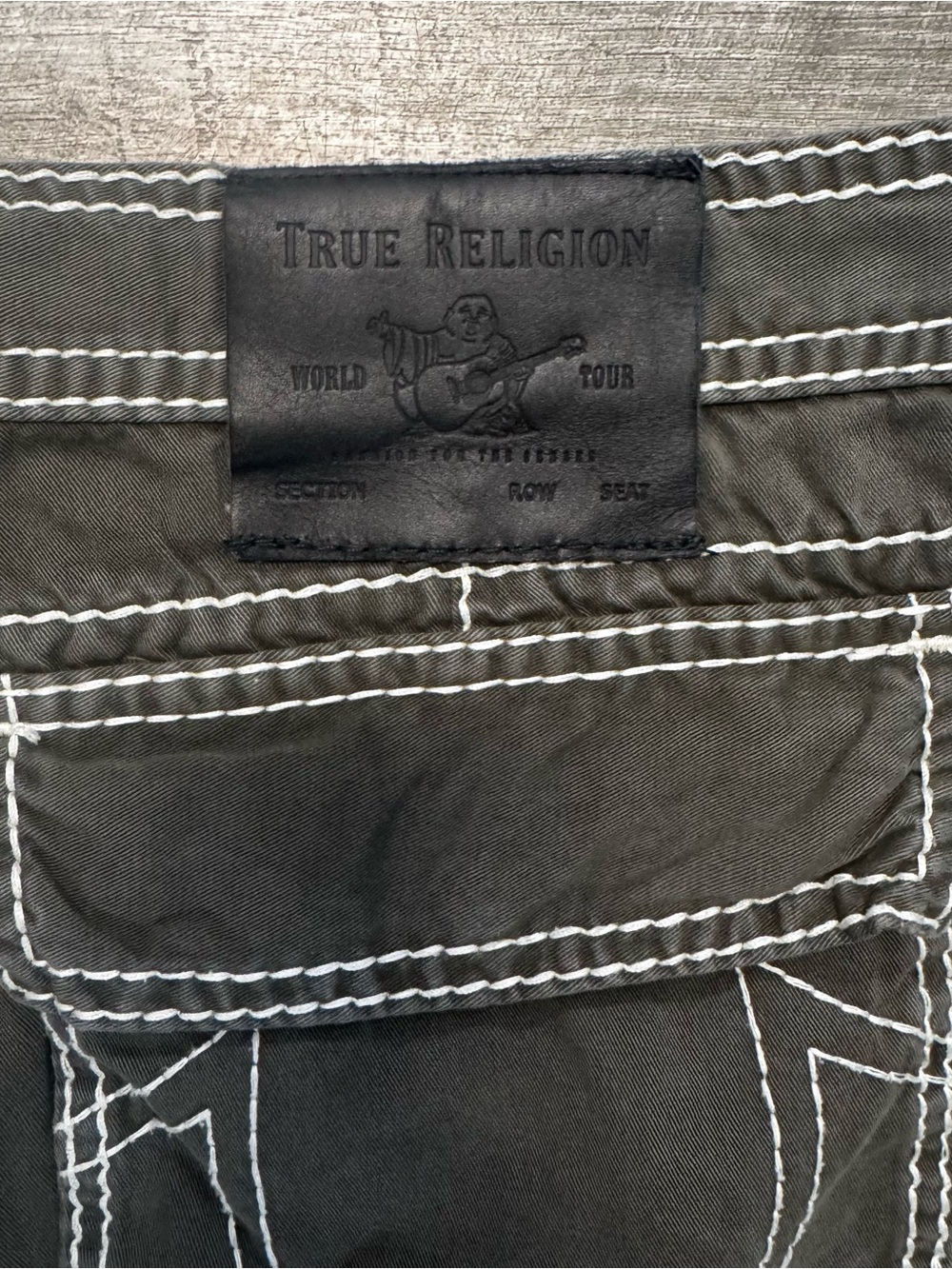 True Religion Cargo Shorts Thick Stich Olive Green Mens Sz. 33 - Picture 6 of 12